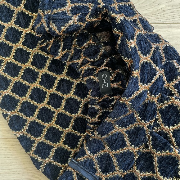 Navy and Gold Skorts - Picture 5 of 5